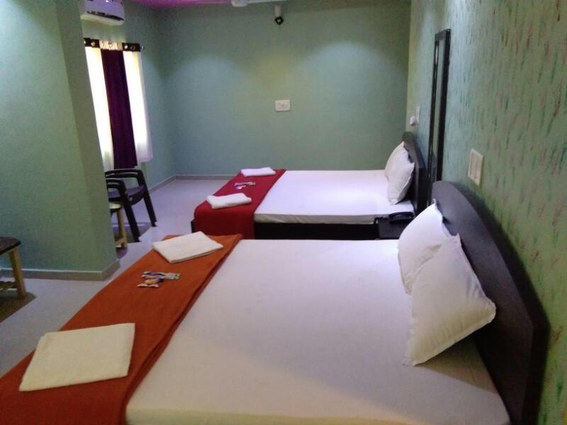 Hotel Krisha Daman Exterior foto
